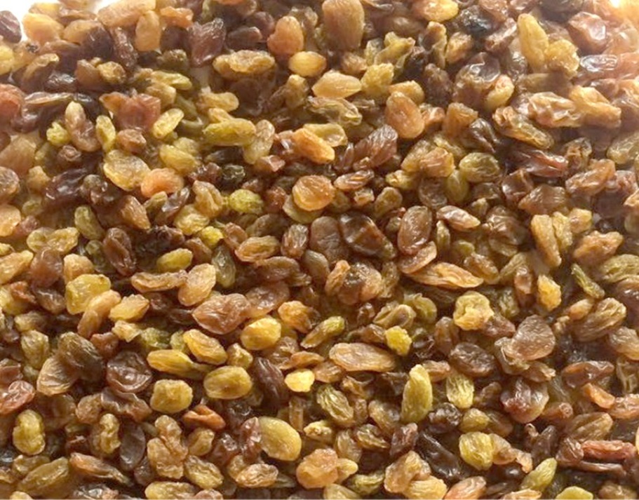 Makhanchor Foods Premium Raisins - Sun-Kissed Perfection from Nashik