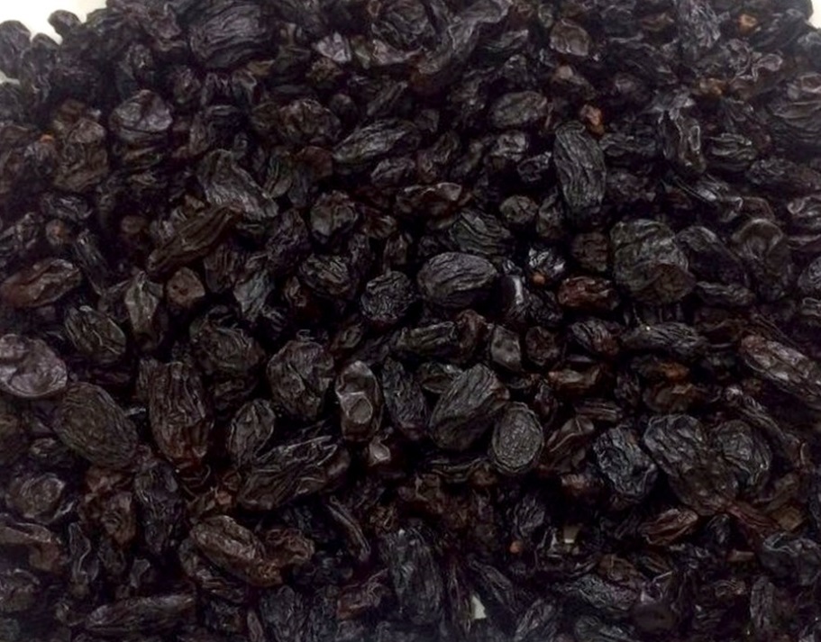 Makhanchor Foods Premium Raisins - Sun-Kissed Perfection from Nashik